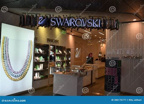 swarovski doha airport